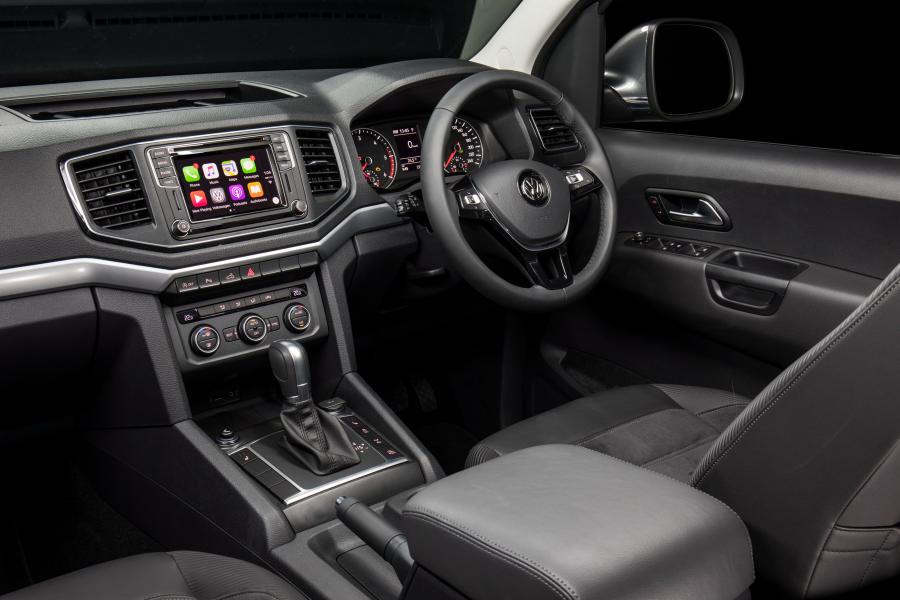 Интерьер Volkswagen Amarok Double Cab Highline 2016 года  (AU) (фото 12 из 30)